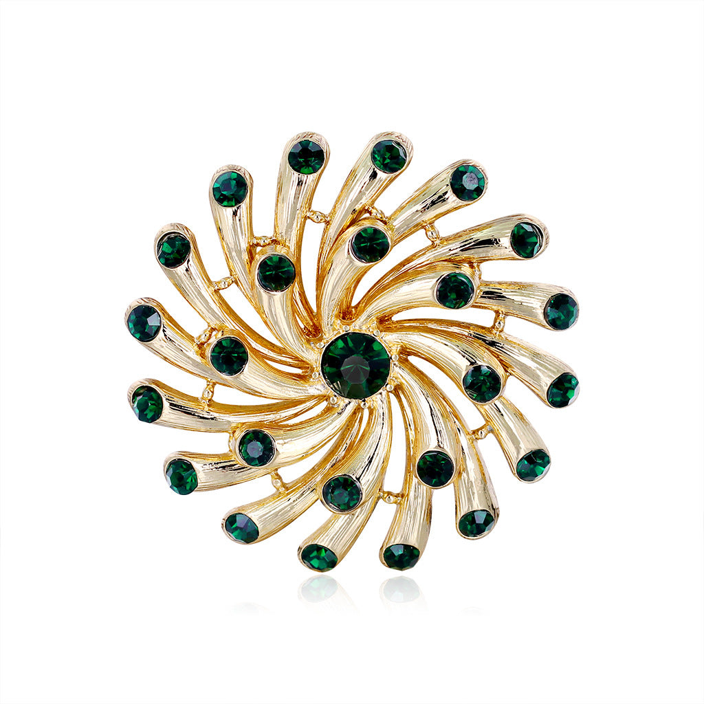 Fashion Emerald And Diamond Flower Brooch