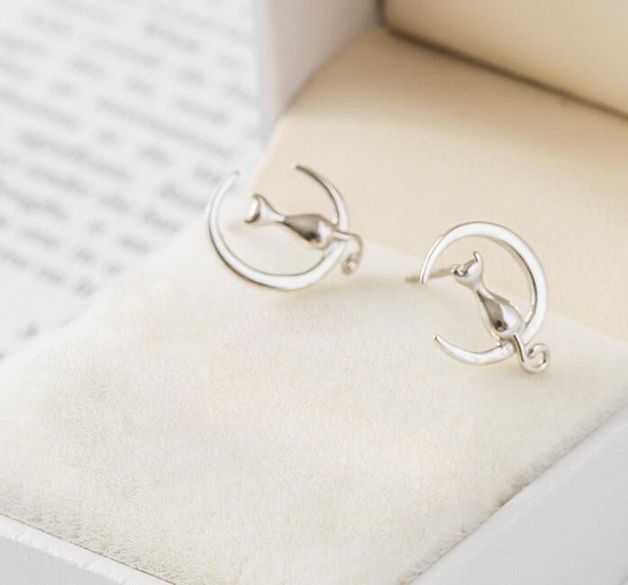 Color: 925 silver - Cute Animal Earrings Charming Lovely Cat Sit On Moon Ear Stud Earrings