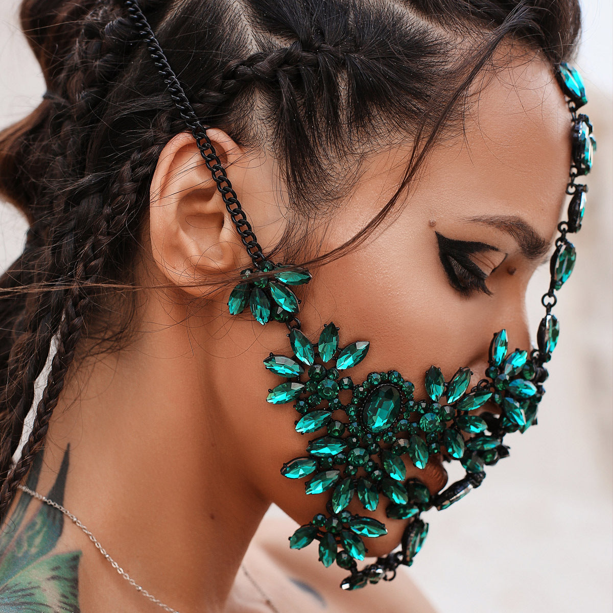 Luxury Rhinestone Mask Female Popular Blogger With The Same Color Rhinestone Mask