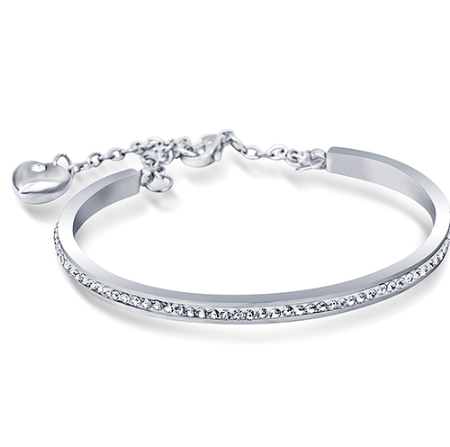Color: Steel - a heart bracelet