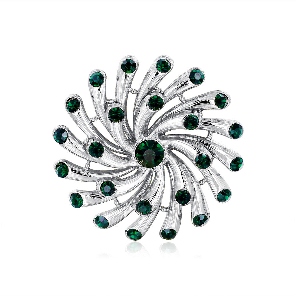 Fashion Emerald And Diamond Flower Brooch