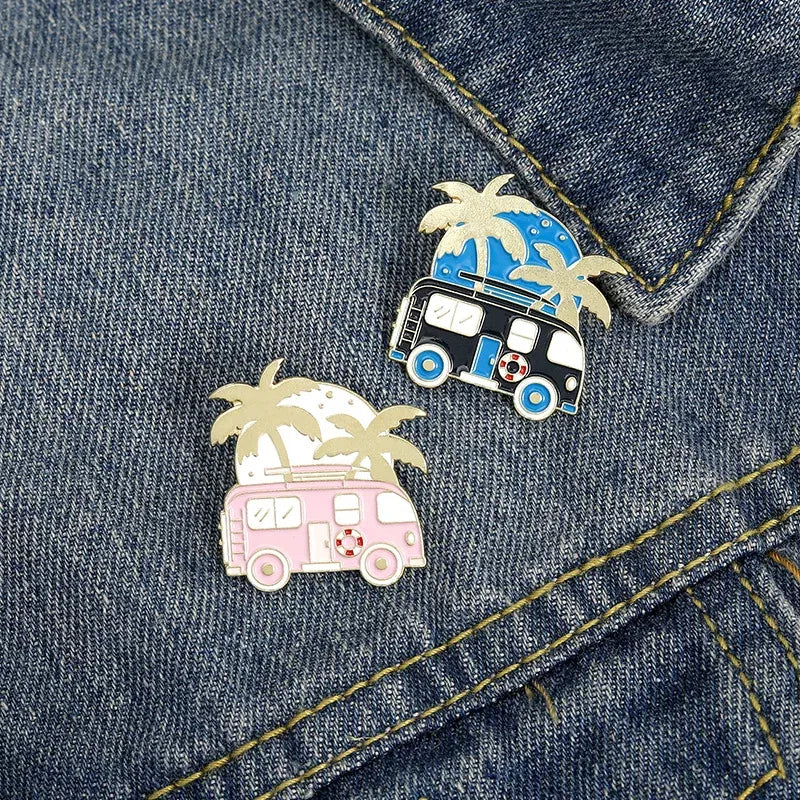 Metal color: RED - Travel Brooch Field Crossing Hiking Scenery Snow Scene Mountain Peak Alloy Clothing Accessories Backpack Brooch Badge Lapel Pins