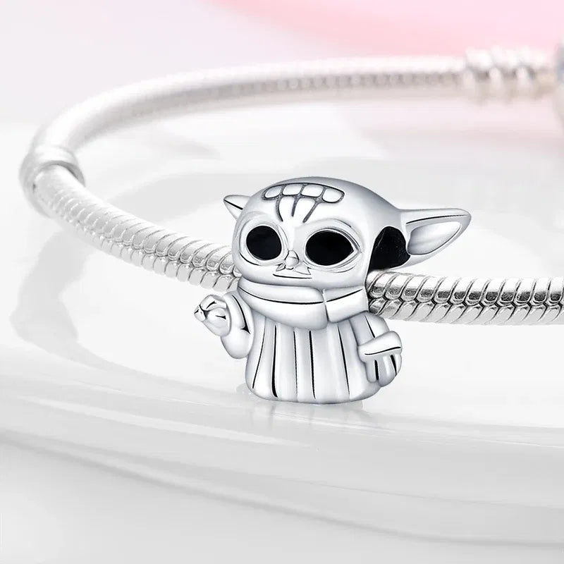 Color: khaki - New Charm plata de ley 925 Silver Disney Star Warsries Mandalorian Helmet Charm Bead Fit Original brand bracelet Birthday Gift