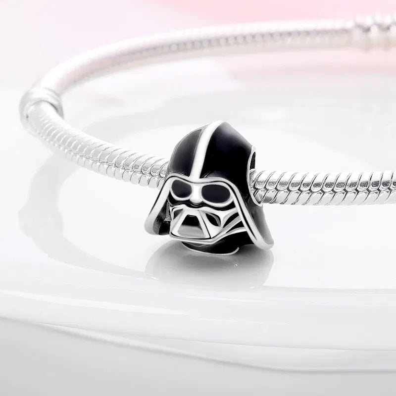 Color: khaki - New Charm plata de ley 925 Silver Disney Star Warsries Mandalorian Helmet Charm Bead Fit Original brand bracelet Birthday Gift