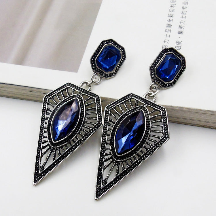 Retro Exaggerated Triangle Pendant Earrings