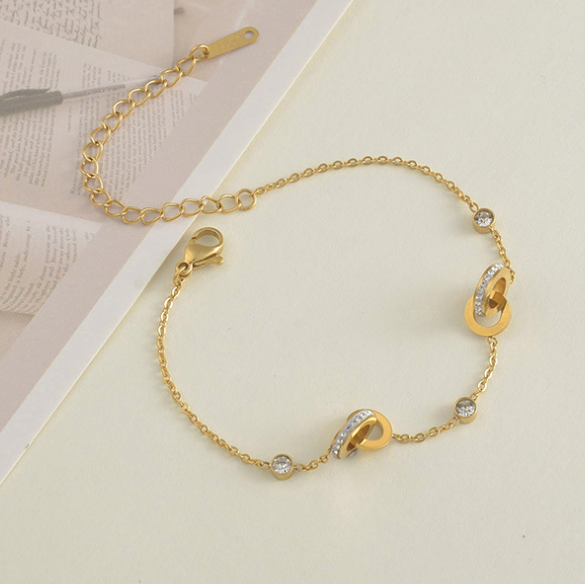 Japanese And Korean Popular New Simple Interlocking Bracelet